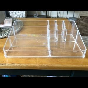 Large acrylic organizer